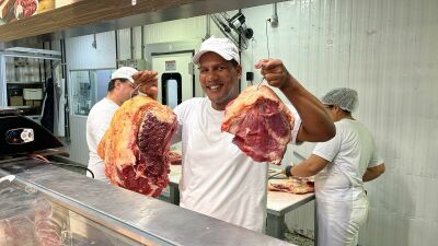 Imagem da notícia Após recesso, Supermercado Paraná de Costa Rica reforça qualidade com carne do Frigorífico Paraná